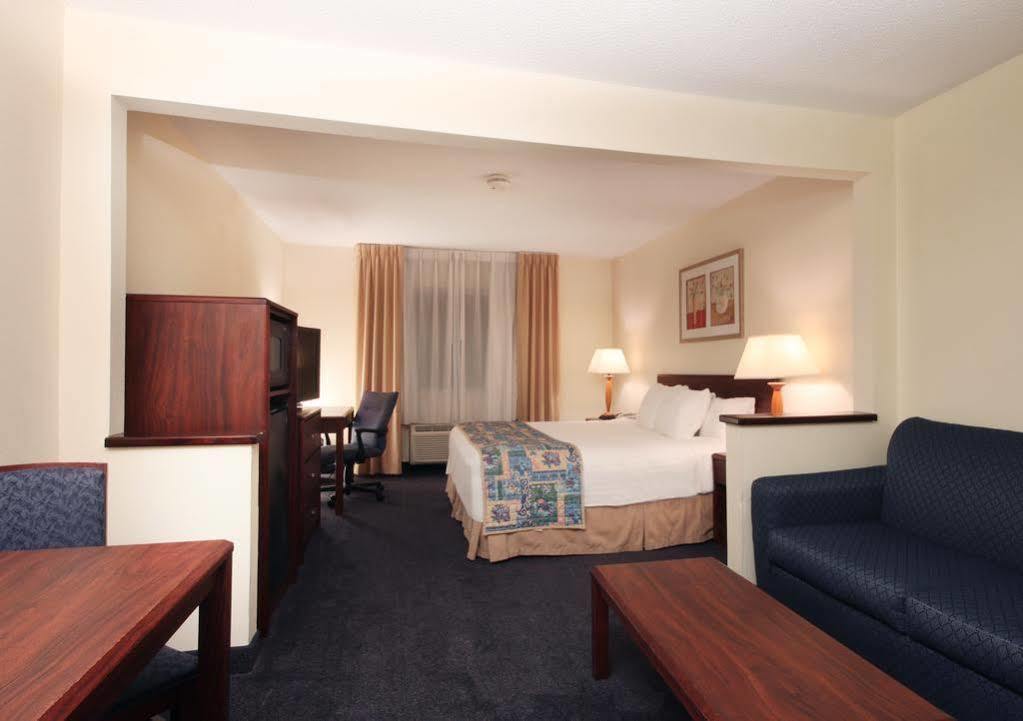 Fairfield Inn By Marriott Warren Niles חדר תמונה
